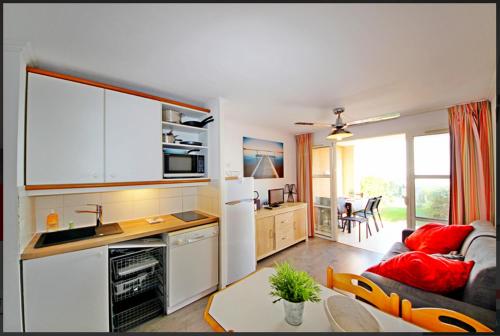 Galeriebild der Unterkunft Cap Esterel face à la mer Agay St Raphael in Drammont