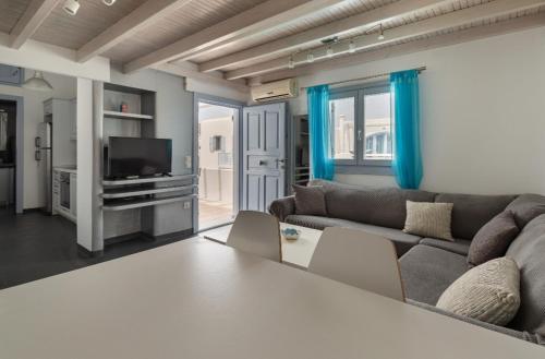 Blue Heart Mykonos Up to 10 People Best Location