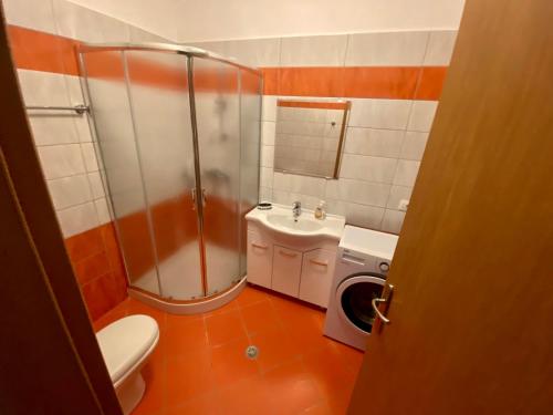 Relax Apts Saranda 2 - Image 3
