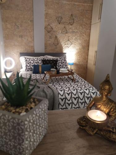 Athenian Sun-Kissed Penthouse with huge Balcony!