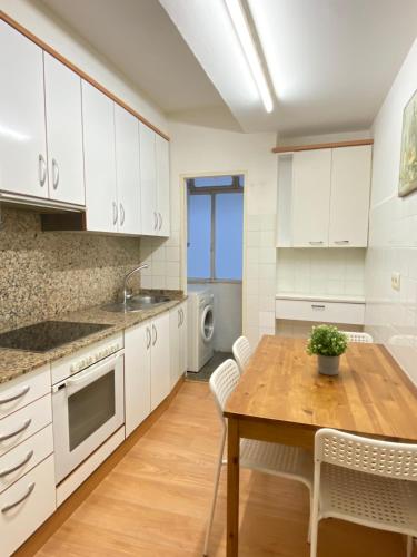 Fotografie z fotogalerie ubytování APARTAMENTO SANTIÑA 24 v destinaci Pontevedra