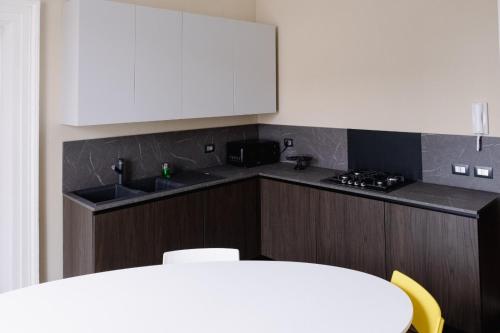 A kitchen or kitchenette at Federico II