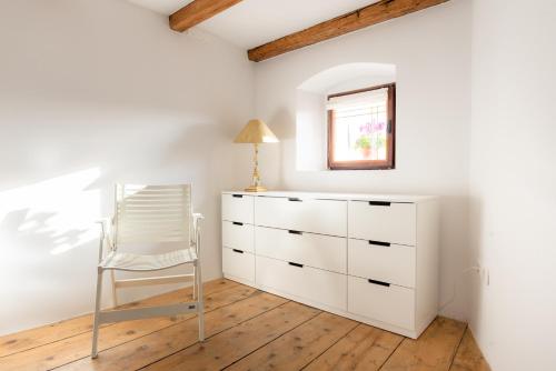Gambar di galeri bagi Apartment VILLA IRENA Great For a Family Holiday With Free Parking And EV Station di Ajdovščina
