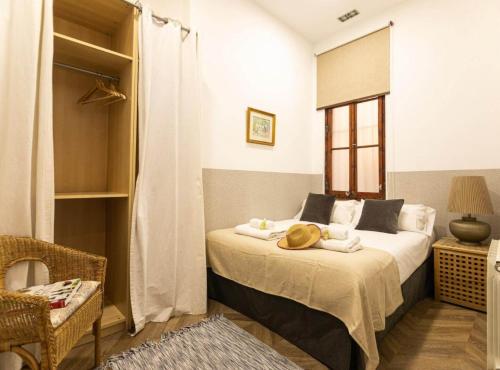 Historic 1847 Building, 120m2, Gothic Quarter