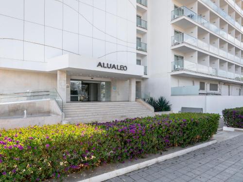 Το κτήριο όπου στεγάζεται  το ξενοδοχείο