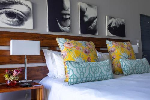 Gallery image of Stay At Friends in Bettyʼs Bay