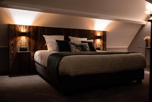 Ένα ή περισσότερα κρεβάτια σε δωμάτιο στο Lefferves Cence