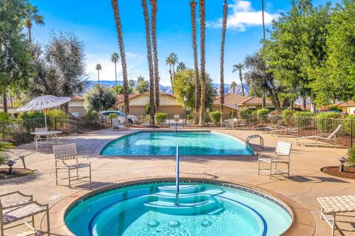 Gallery image of Spectacular condo with private golf privileges includes golf cart on Monterey Country Club !! in Palm Desert