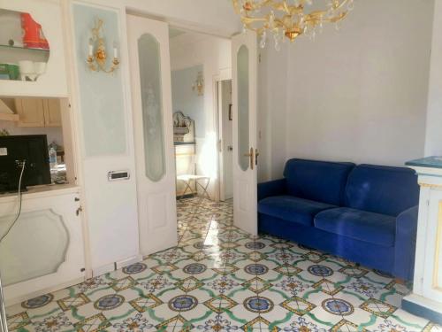 Gallery image of La casa di Rosa (Appartamento con terrazzo panoramico nel Cuore di Sorrento) in Sorrento