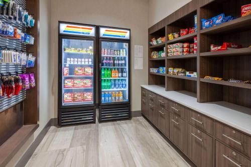 Φωτογραφία από το άλμπουμ του La Quinta Inn & Suites by Wyndham Middletown-Goshen σε Middletown