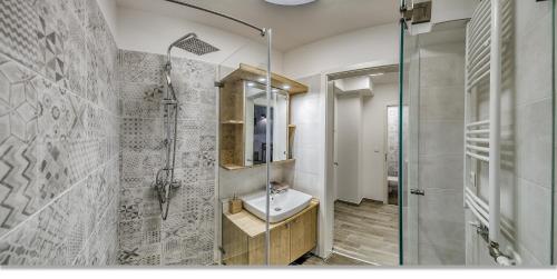 Kúpeľňa v ubytovaní Duna Aréna Boutique Apartment