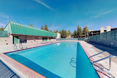 Boulder Condo S – Photos 3