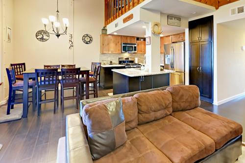 Boulder Condo S – Photos 4