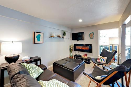 Quaking Aspen Condo A – Photos 2