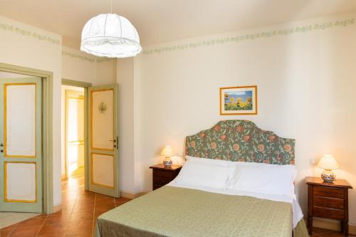 Postel nebo postele na pokoji v ubytování San Giovanni al Monte