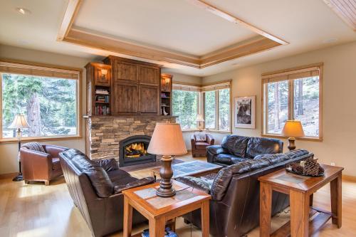Gallery image of Extravagant Mountain Lodge in Stateline