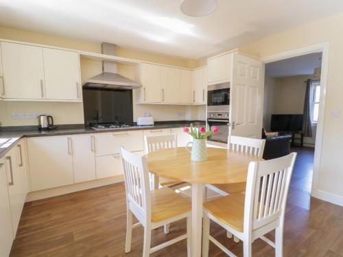 3 Central Terrace – Photos 5