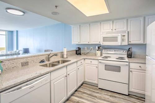 Ocean-View Balcony: North Myrtle Beach Condo! photo 14