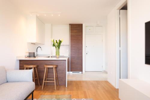 The City Block Apartment