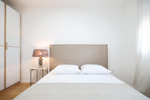 The City Block Apartment
