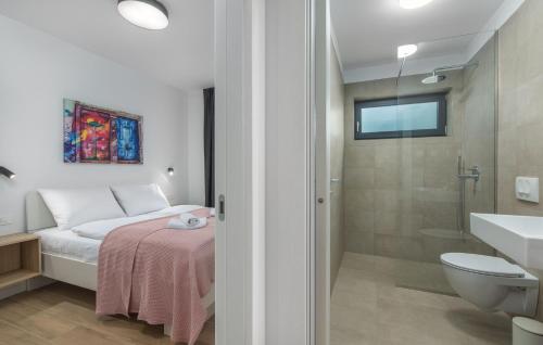 Koupelna v ubytování Lana Premium Residence