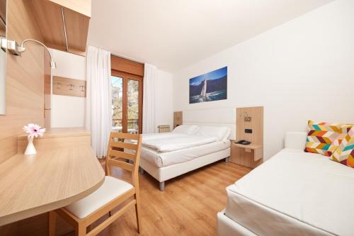 Gallery image of Beach Hotel Rosa in Malcesine