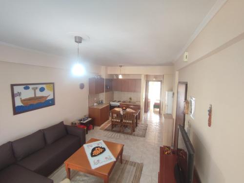 Fotografie z fotogalerie ubytování Dreamy 2 bedroom condo with free parking v destinaci Nea Kallikratia
