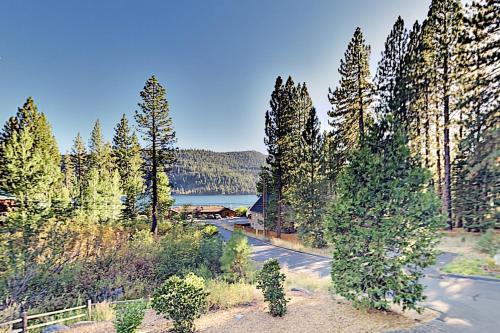 Donner Lake Basecamp – Photos 3