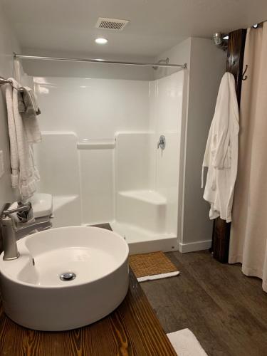 Ένα μπάνιο στο Escalante Yurts - Luxury Lodging