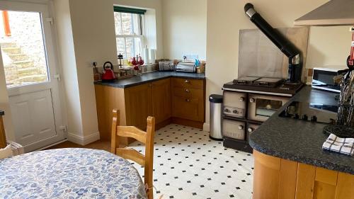 A kitchen or kitchenette at North Down Farm