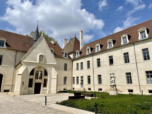 "Cosyterroir" Appartement DIJON 51m2 - Cité de la Gastronomie et du Vin - Arquebuse-Gare - commodités à 2 pas