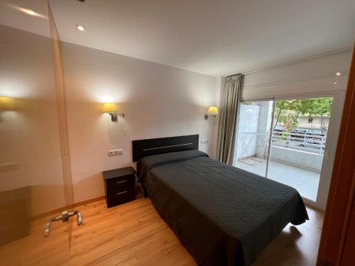 Posteľ alebo postele v izbe v ubytovaní COSTA DAURADA APARTAMENTS - Royal 103 Luxe
