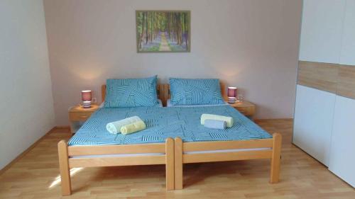 Postel nebo postele na pokoji v ubytování Apartment in Rovinj/Istrien 11703