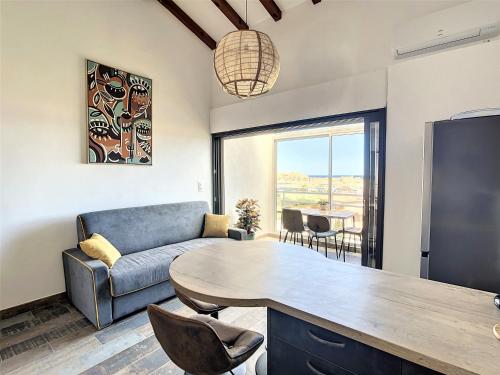 Posezení v ubytování Très Beau Duplex vue panoramique Mer, Proche Plage