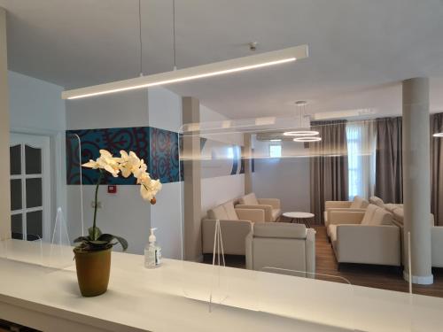 Hotel Balneario Fuentes Del Trampal Carmonita Updated 2023 Prices