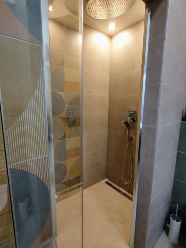 Ένα μπάνιο στο Apartmani Ines