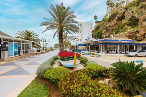 Fantastic Views , on the beach Best Location in Torremolinos