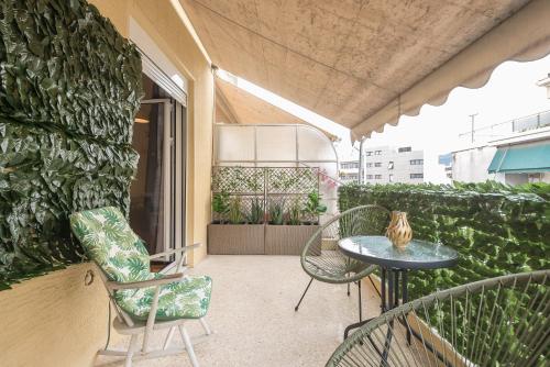 Supreme Suite with balcony by Cloudkeys