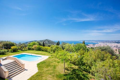 Vinaigrier Hills VI3086 by Riviera Holiday Homes