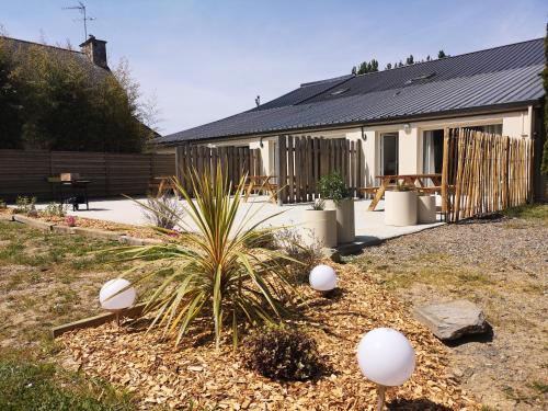 Photo de la galerie de l'établissement Gîte de L'Hermine ( Le Domaine de Coat Rogan ), à Pommerit-Jaudy