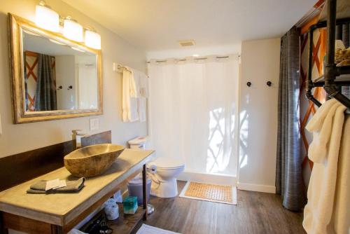 Ένα μπάνιο στο Escalante Yurts - Luxury Lodging