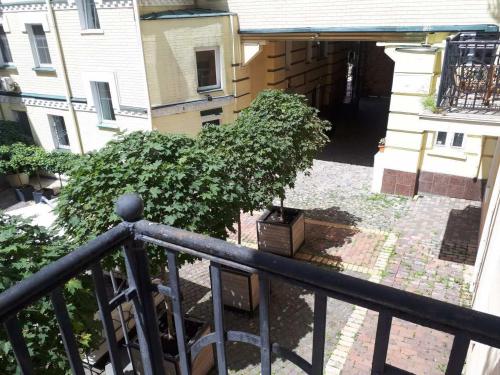 Балкон или терраса в Andreevskiy mini-hotel