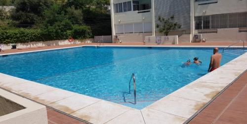 Piso reformado a estrenar cerca playa y centro