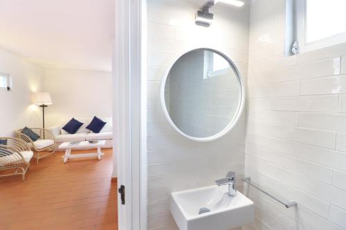 Ванная комната в Seagull Rooftop Beach @150 m