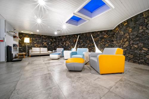 Χώρος καθιστικού στο Aqua Suites