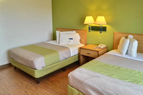 Ένα ή περισσότερα κρεβάτια σε δωμάτιο στο Motel 6-Billings, MT - North