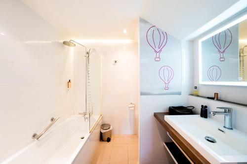 Koupelna v ubytování Mercure Vienne Sud Chanas