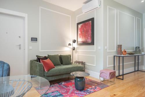 Cocoon Almada