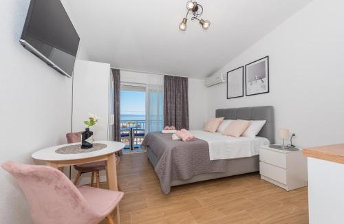 Gallery image of Milka Apartments in Makarska