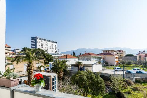 Studio Apartment Romana near Znjan beach